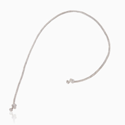 Asymmetrisches Halsband aus nautischem Silberseil